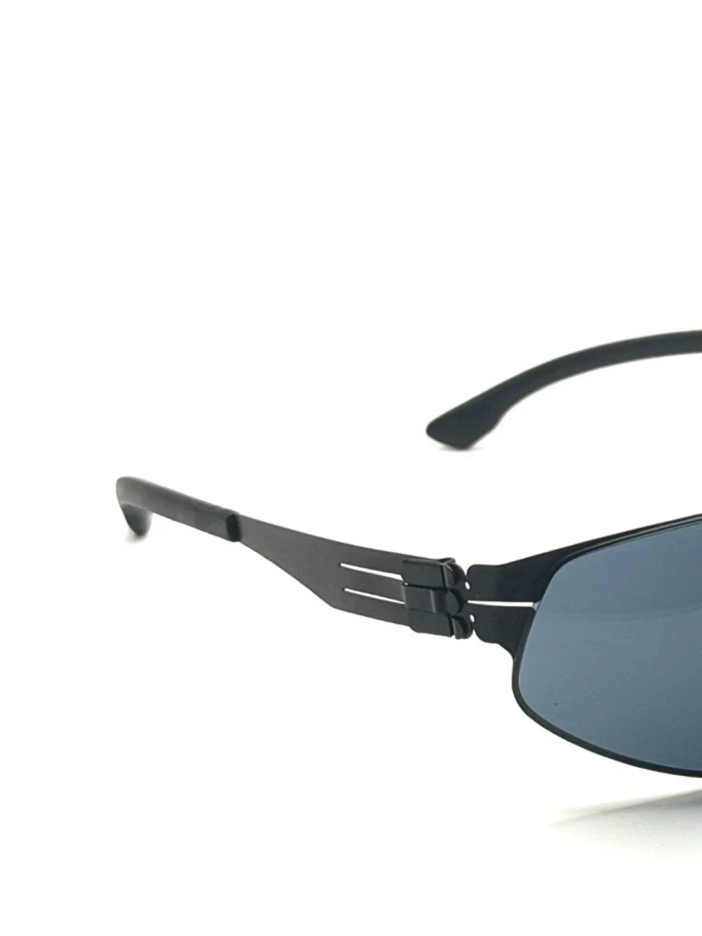 NEW IC! BERLIN REESE BLACK/GREY UNISEX SUNGLASSES 66MM 12 135